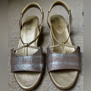 Anyi Lu Gold and Silver Italian Sandals - Size 37.5 European (Size 7 US)